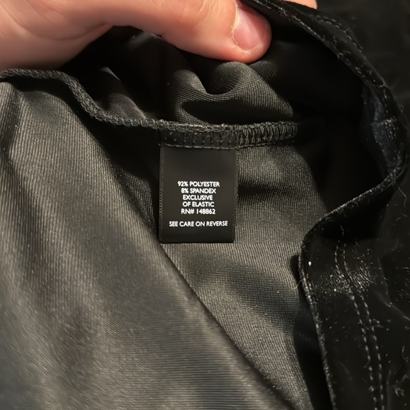 Torrid 4 Black Velvet Top - Picture 6 of 8